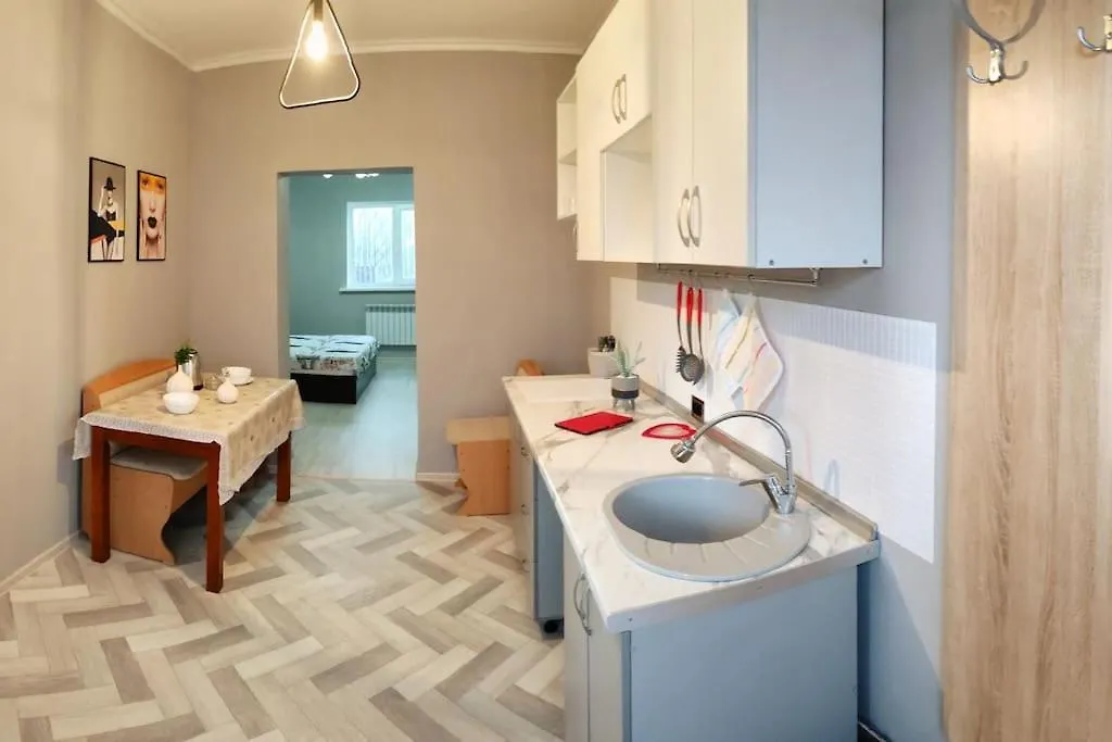 Apartamento Уютная Квартира В Доме Возле Речки В Центре Города Almatý Kazajstán